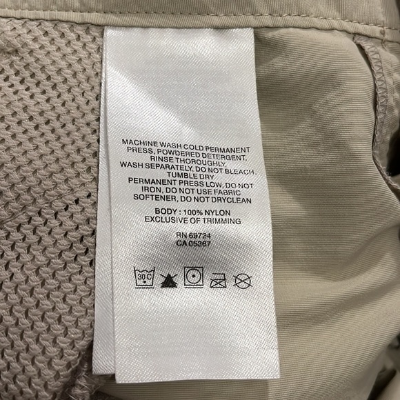 Women’s Columbia PFG Shorts - Picture 6 of 6